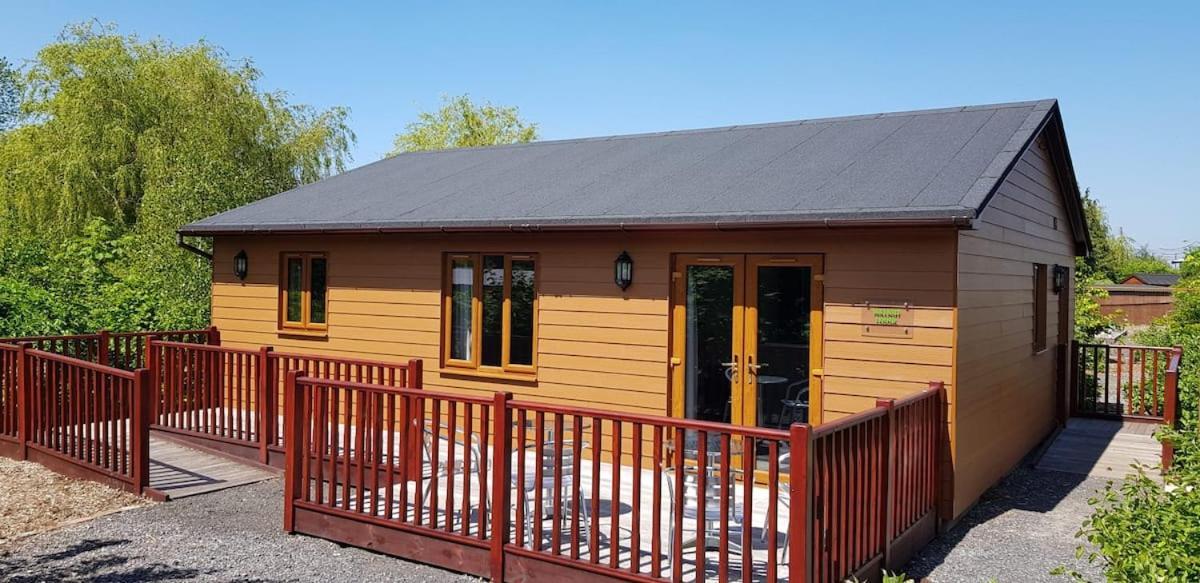 Walnut Lodge, Summerhayes Bridgwater Exterior foto